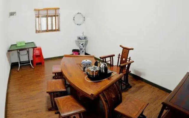 Ci'enlu Country Art Hotel