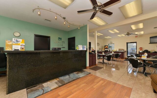 OYO Hotel Lake Park/Valdosta I-75, Exit 5