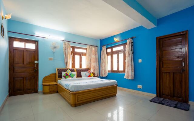 OYO 13894 Home Skyline Homestay Near Picture Palace