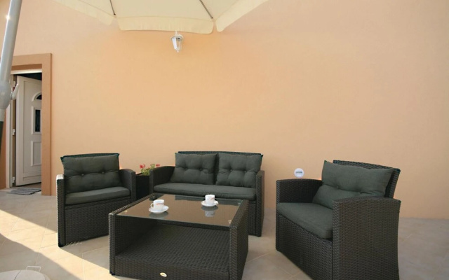 Stunning Apartment in Zatoglav With 1 Bedrooms and Wifi