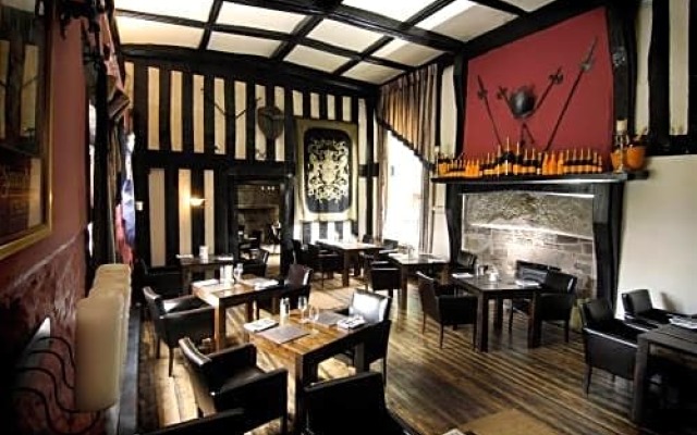 Old Court Hotel