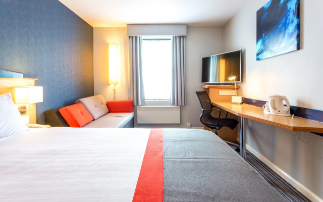 Holiday Inn Express Perth by IHG
