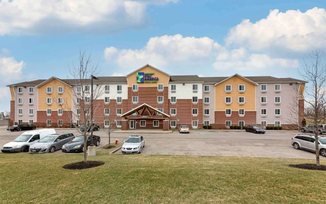 Extended Stay America Select Suites - Cleveland - Airport