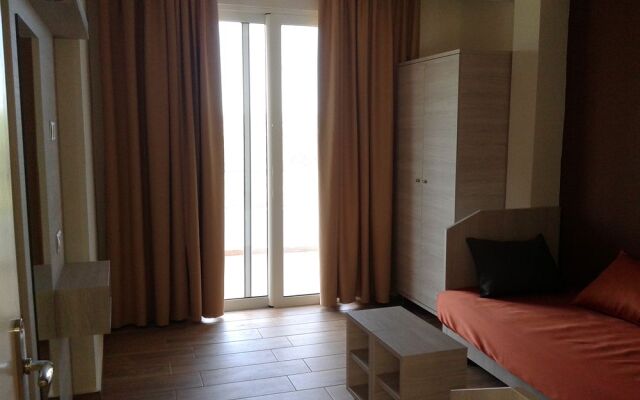 Karavos Hotel Apartments