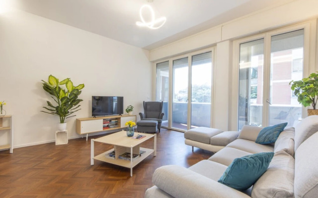 Housmart Fossolo 28 (Limited Hours Front Desk Need To Contact Property In Advance)