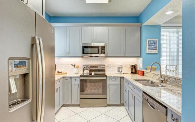 Longboat Key Cedars Beach House-pet Friendly-2 Minute To The Beach