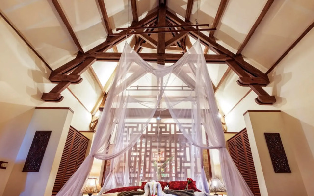 AMATAO Tropical Residence