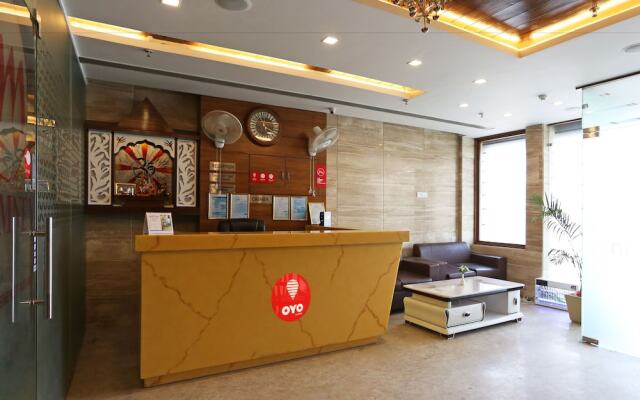 OYO 5614 Hotel Rolex Inn