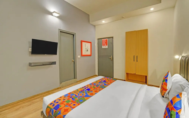 Fabhotel White Ridge Shivam