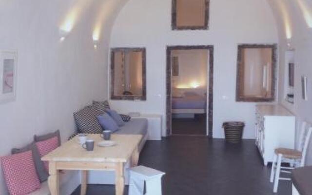 Altana Cliffside Villas