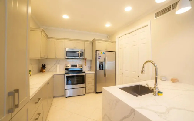 Colina 3F - 2 Bedr 2 Bath