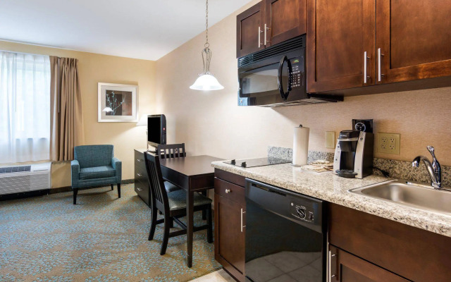 Suburban Extended Stay Hotel Quantico