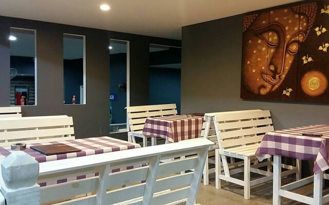 Czone Hostel - Adults Only