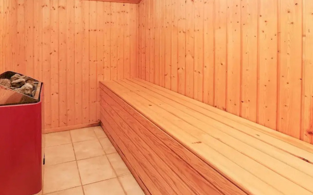 8 Person Holiday Home in Oksbol
