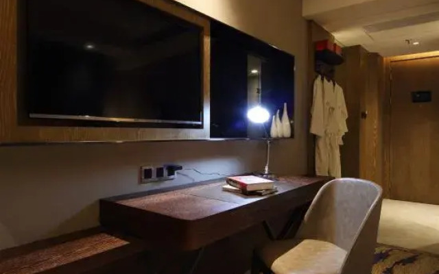 Le Hotel