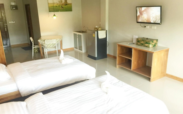 Baan Bangrak Residence (SHA Extra Plus)