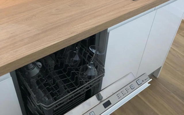 Holiday Studio by Meatina