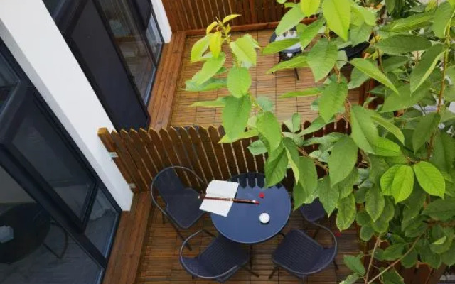 Longqingxia Tongluyushe Private Tang Parent-child Homestay