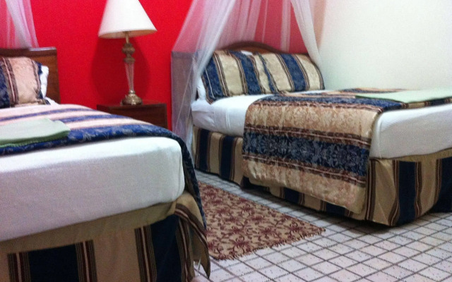 Executive Airport Hotel