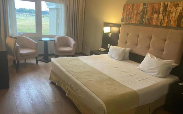 Howard Johnson by Wyndham Ezeiza Convention Center