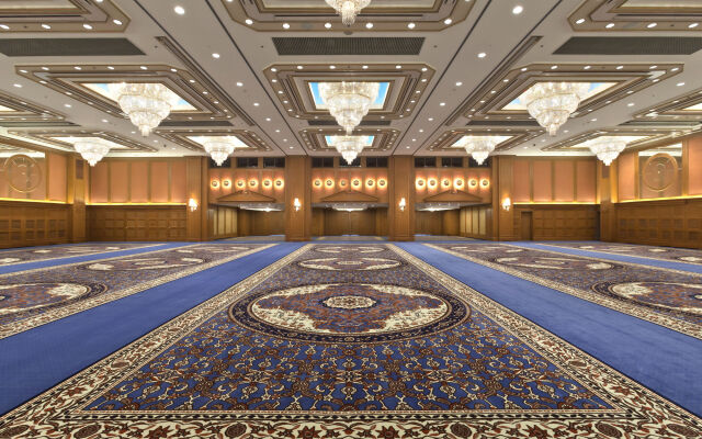 Nagoya Kanko Hotel