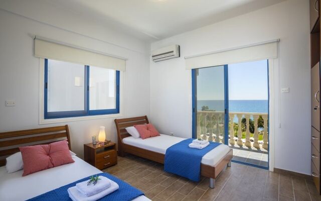 Lamaz Maroni Beachfront Villa