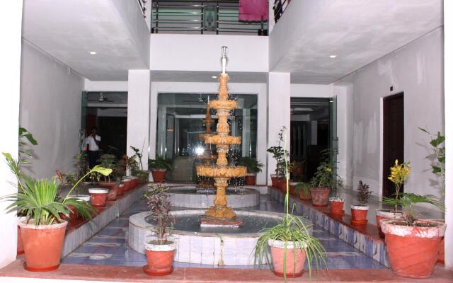 Hotel Rajgarh