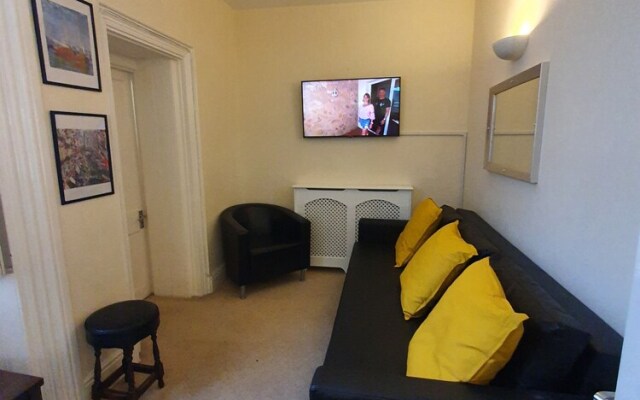 Impeccable 1-bed Apartment in Ilfracombe