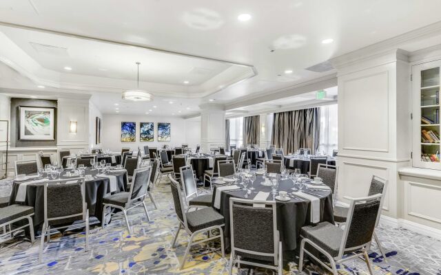 Embassy Suites by Hilton Anaheim Orange