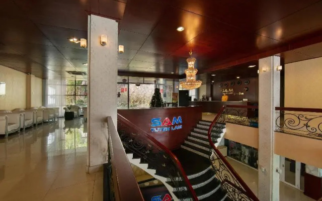 SAM Tuyen Lam Golf & Resorts
