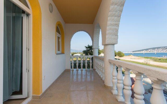 Apartments Tea & Nika