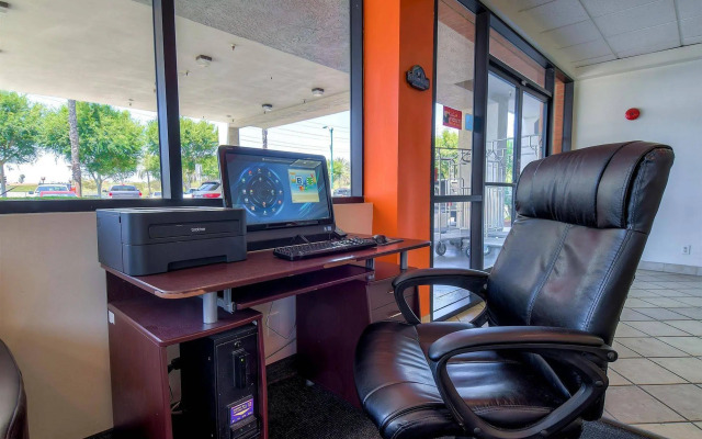 Motel 6 Anaheim Maingate
