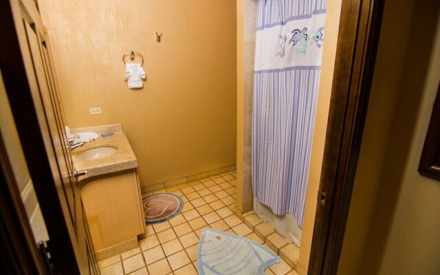 Baja 305 - 2 Br Condo