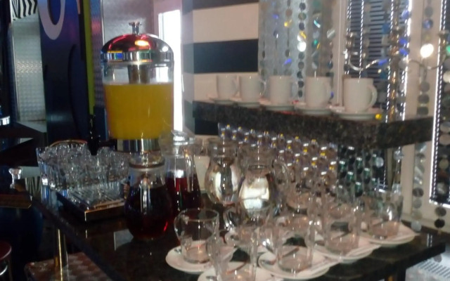 Hotel Cade