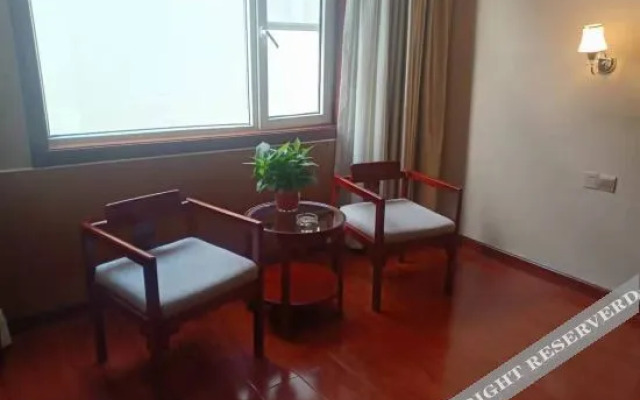 Yuncheng Jinheng Grand Hotel (Central Hospital)