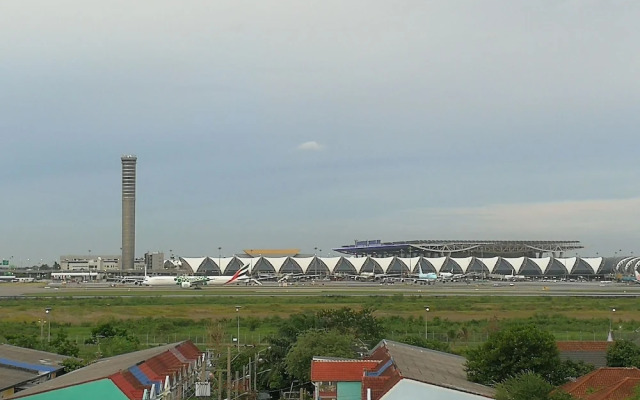 Happy Home Hostel Suvarnabhumi