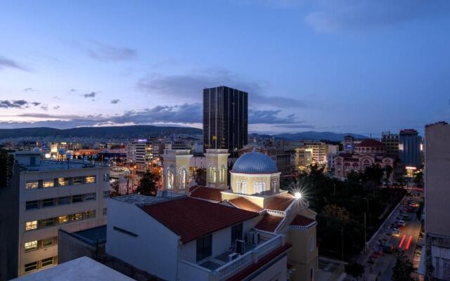 Piraeus City Hotel