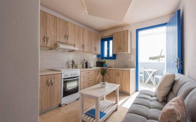 Santorita Suites