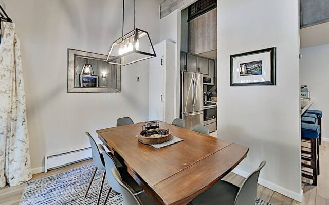 Meridian #182 - 2 Br Condo