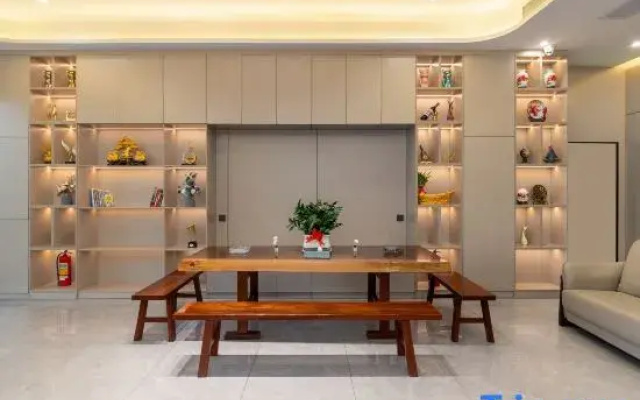 Quanji Boya Hotel