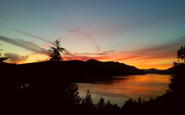 Sechelt Inlet Bed & Breakfast