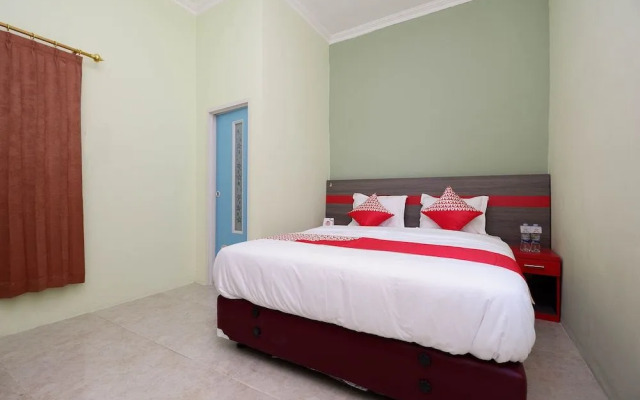 OYO 1620 Sion Family Residence