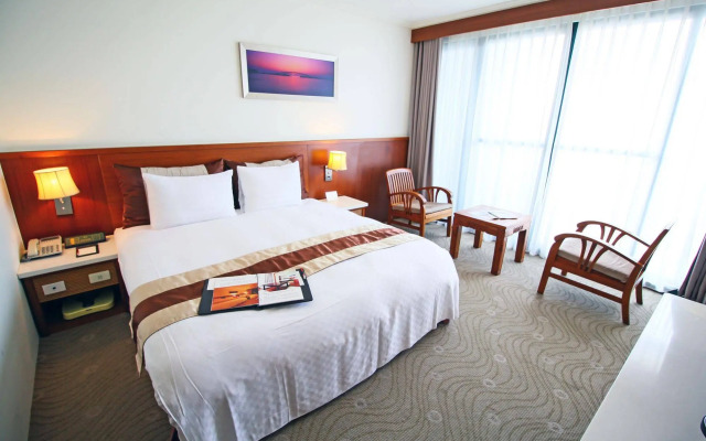 Yaling Hotel
