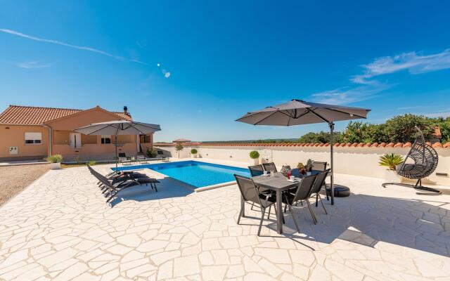 Villa Jenny