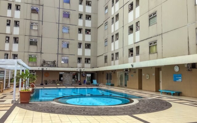 Comfy Studio Apartment at Grand Emerald Gading Nias Residences