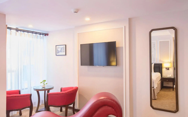 Dinh Ami Hanoi Hotel