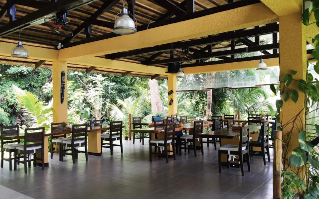 La Natura Resort