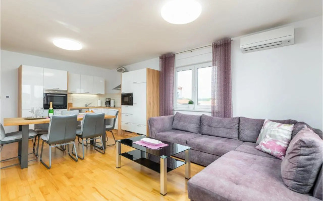 Apartment Valbandon 07