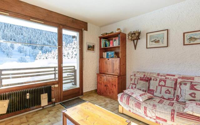 Appartement La Clusaz, 2 pièces, 4 personnes - FR-1-437-83