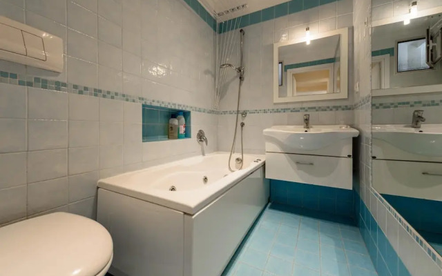 Via Annibale Caccavello 10 Primo Piano(No Front Desk Please Contact The Property 5 Days In Advance)